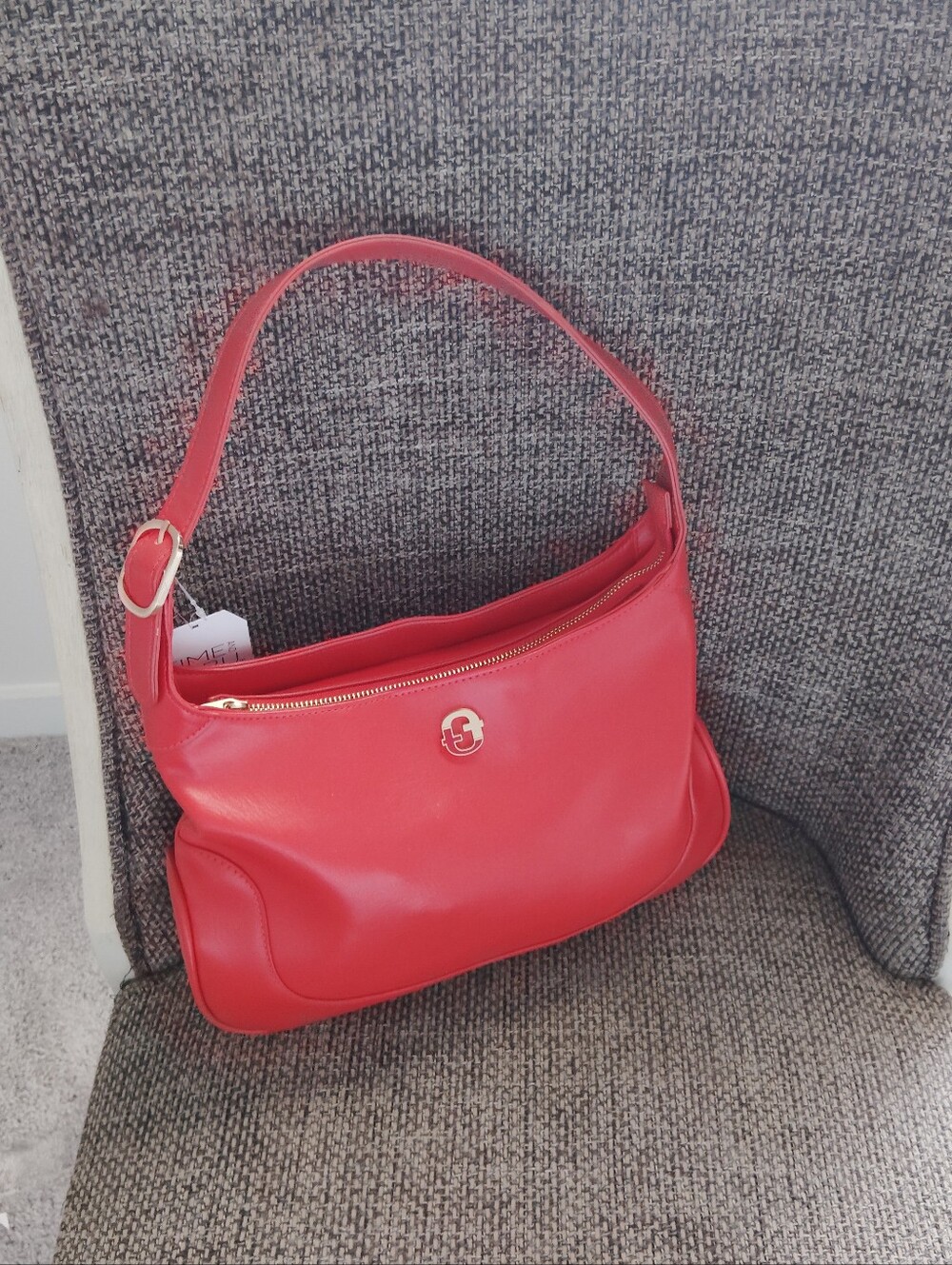 Time & Tru Red Shoulder Bag - Picture 6 of 6
